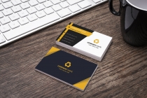 Clean And Simple Business Card Template Screenshot 2