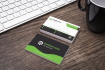 Clean And Simple Business Card Template Screenshot 2