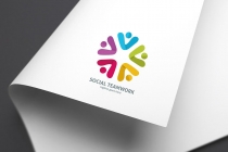 Social Teamwork Logo Screenshot 1