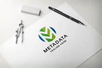 Meta Data Letter M Logo Screenshot 1