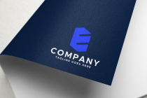 Letter E minimal Logo Design Screenshot 2