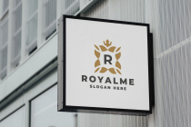 Royalme Letter R Logo Screenshot 2